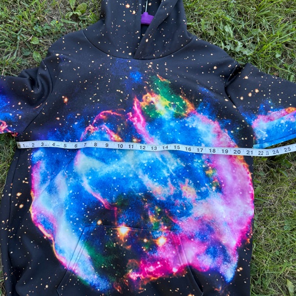 Galaxy Print Hoodie - Picture 5 of 10
